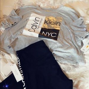 T-shirt and leggings set